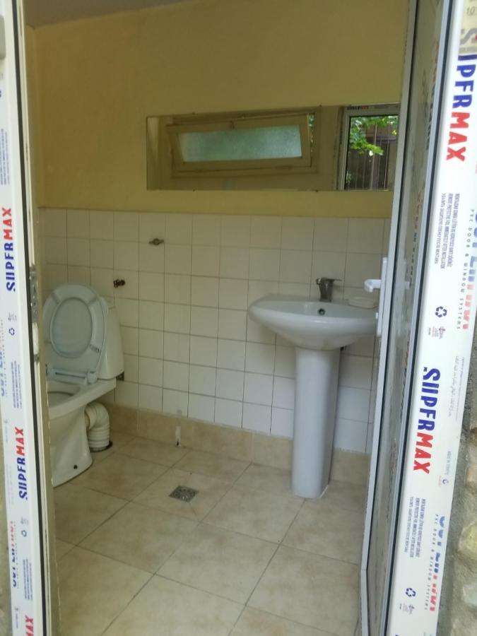 Apartamento Уиут Ниниа Сад Tiflis Exterior foto